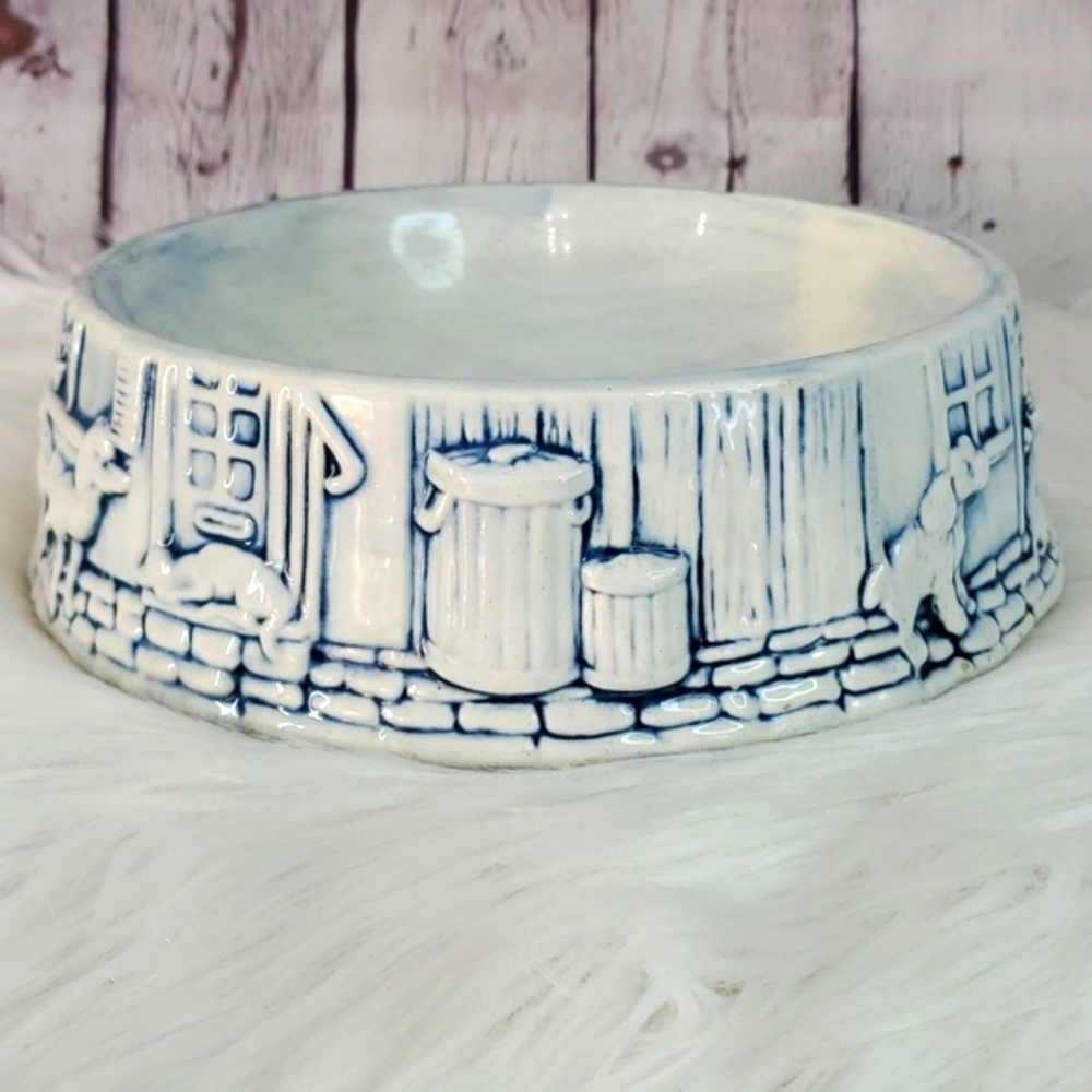 Vintage 90s Ceramic Handpainted Molded Textured 3D Signed Animal Pet Food Dish - Picture 8 of 17